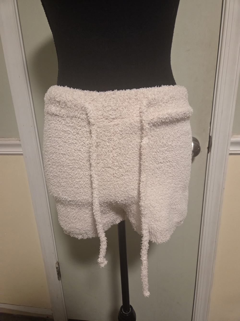 Women's Cozy Plush Drawstring Athletic Shorts in Cream